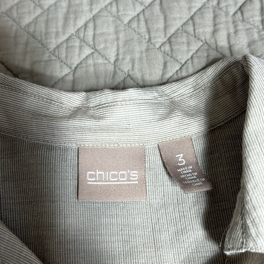 Chico’s Grey Linen-Look Tie Front Button-Up Shirt Sz 3 (XL) - Picture 7 of 10